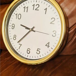 Elegant 12” Diameter Gold Wall Clock